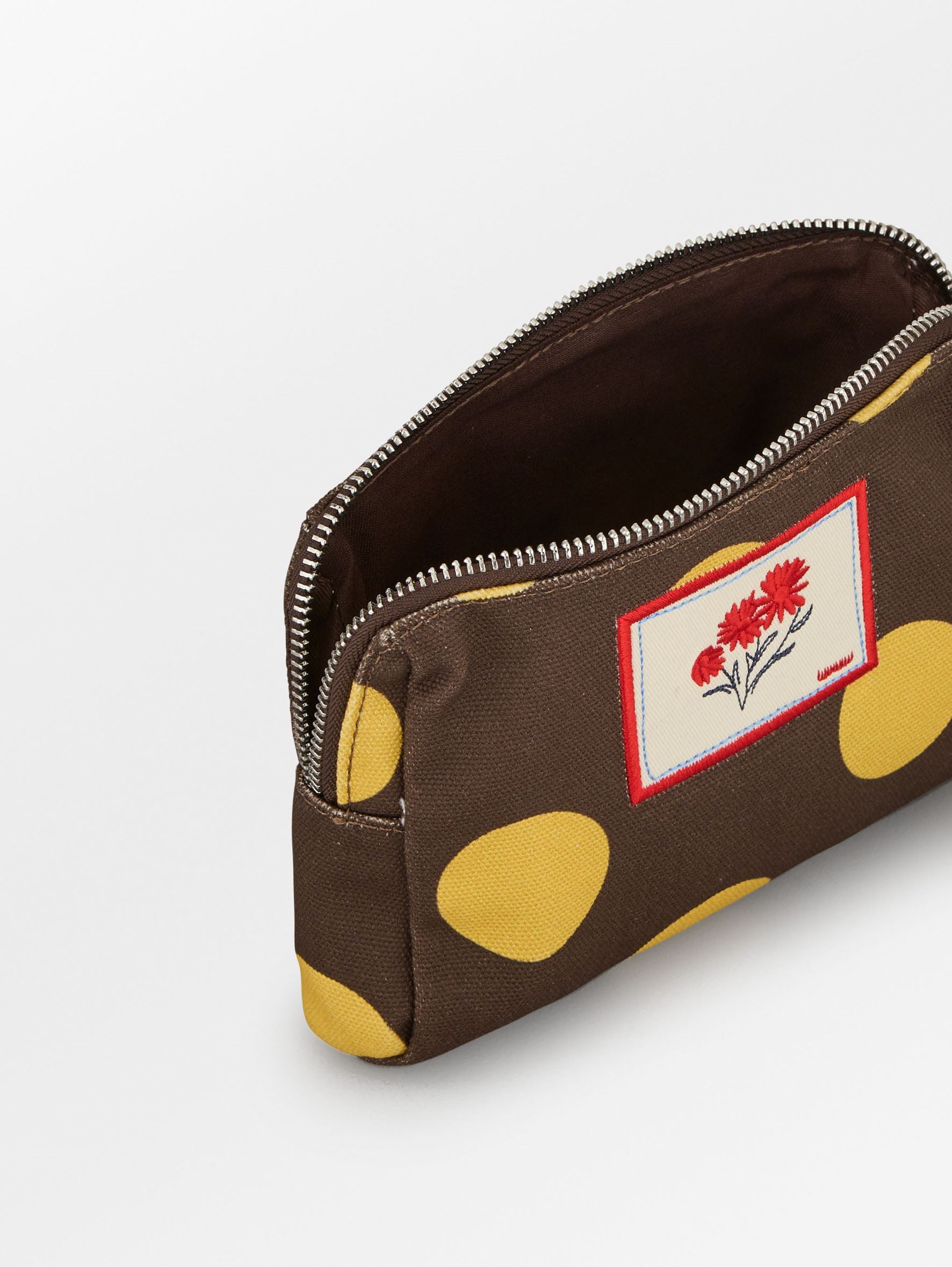 becks-ndergaard-maxi-polka-canvas-pouch-kosmetiktasche-braun image 2