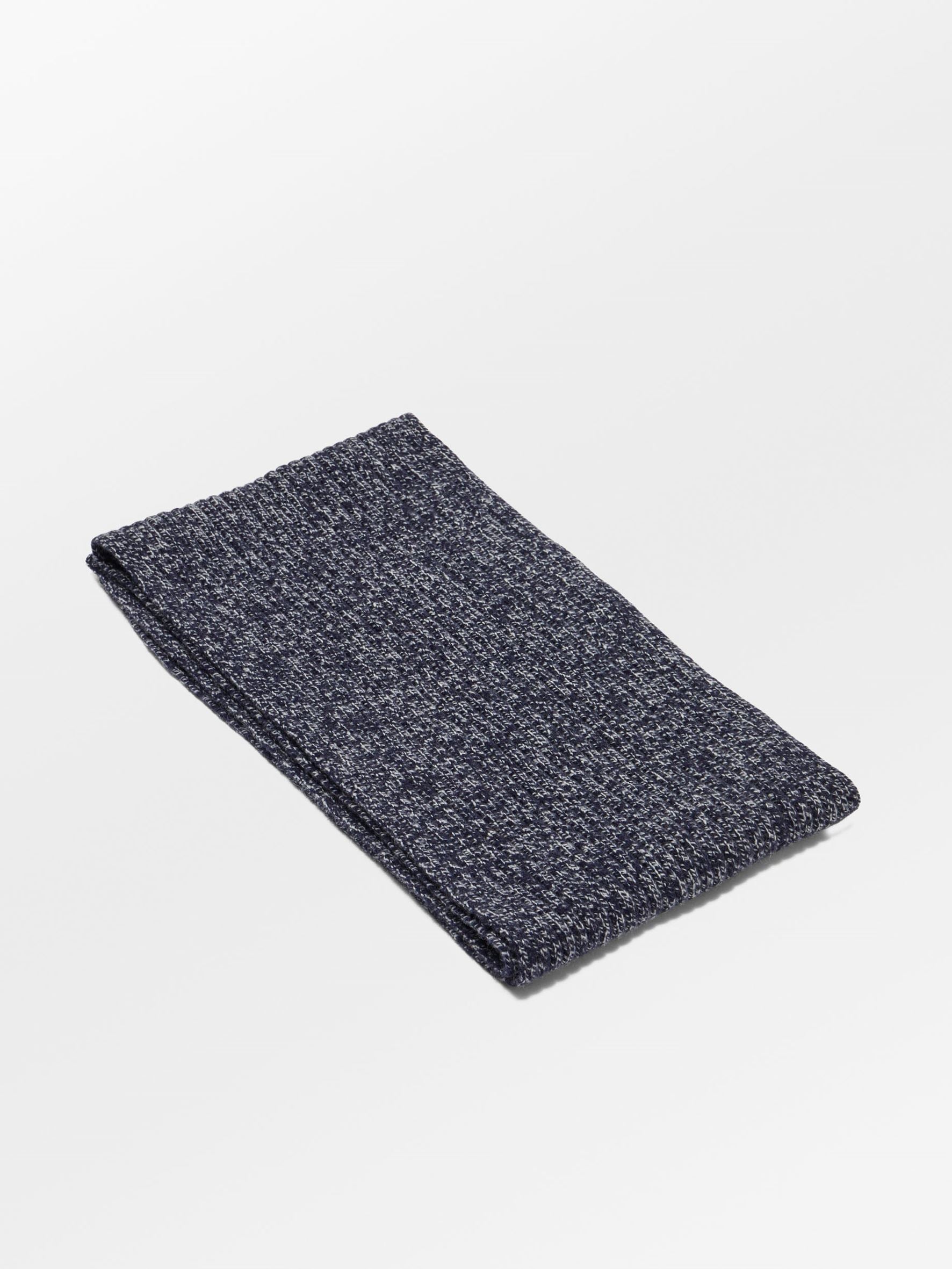becks-ndergaard-cashrino-twisted-schal-blau-merino-kaschmir image 2
