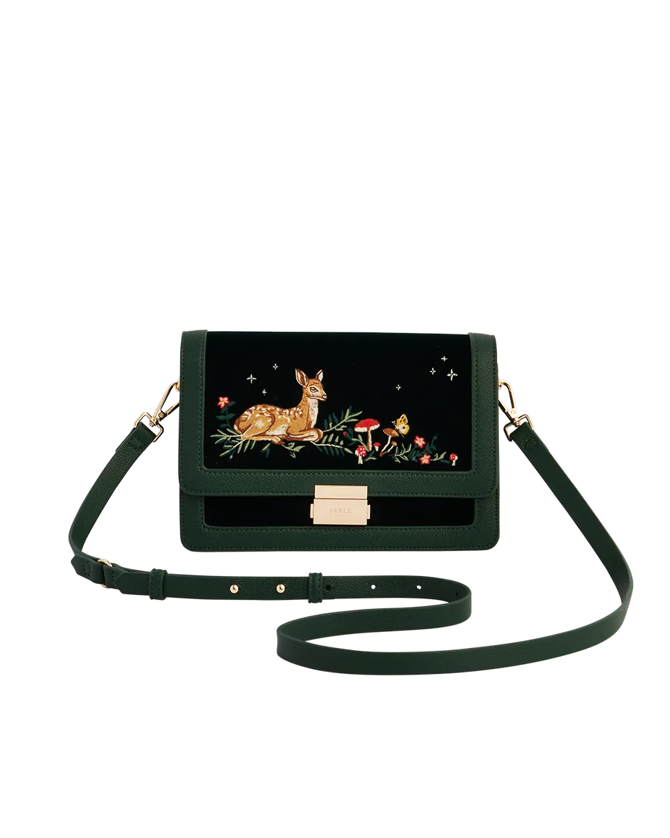fable-england-fawn-crossbody-tasche-gr-n-bestickt image 1