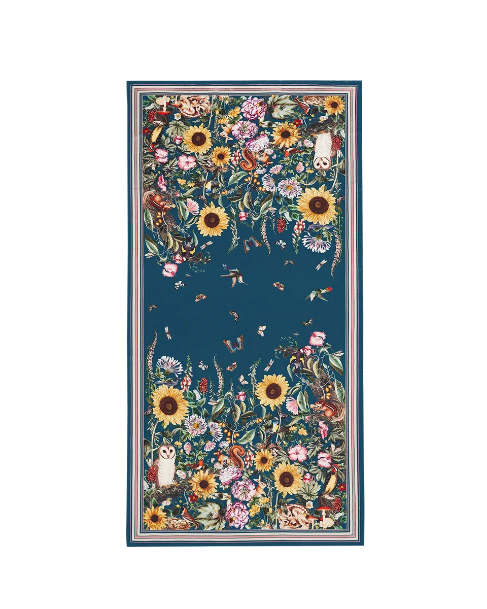 fable-england-scarves-botanical-schal-gr-n-lang-waldprint image 1