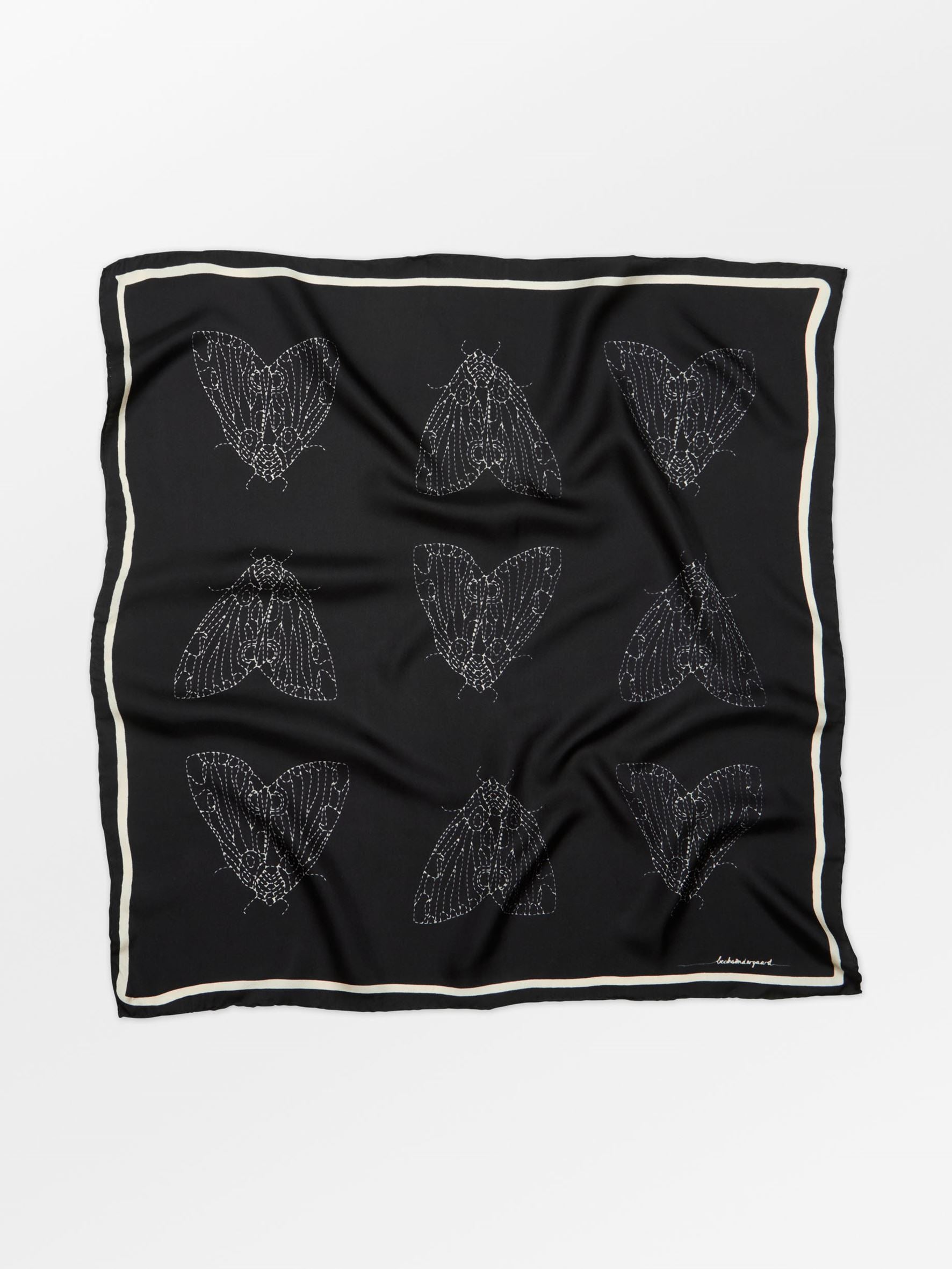 becks-ndergaard-tinea-sia-scarf-seidentuch-schwarz-65x65 image 1
