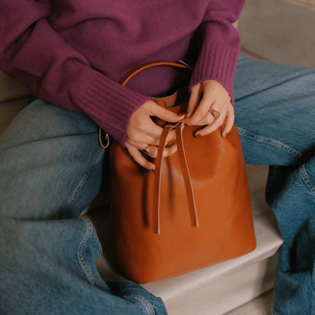 ann-kurz-saku-beuteltasche-nappa-cuero-rucksack-leder image 3