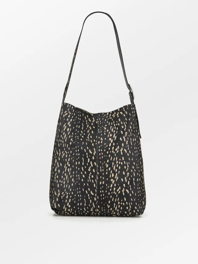 becks-ndergaard-deery-mae-buckle-umh-ngetasche-schwarz-leder image 1