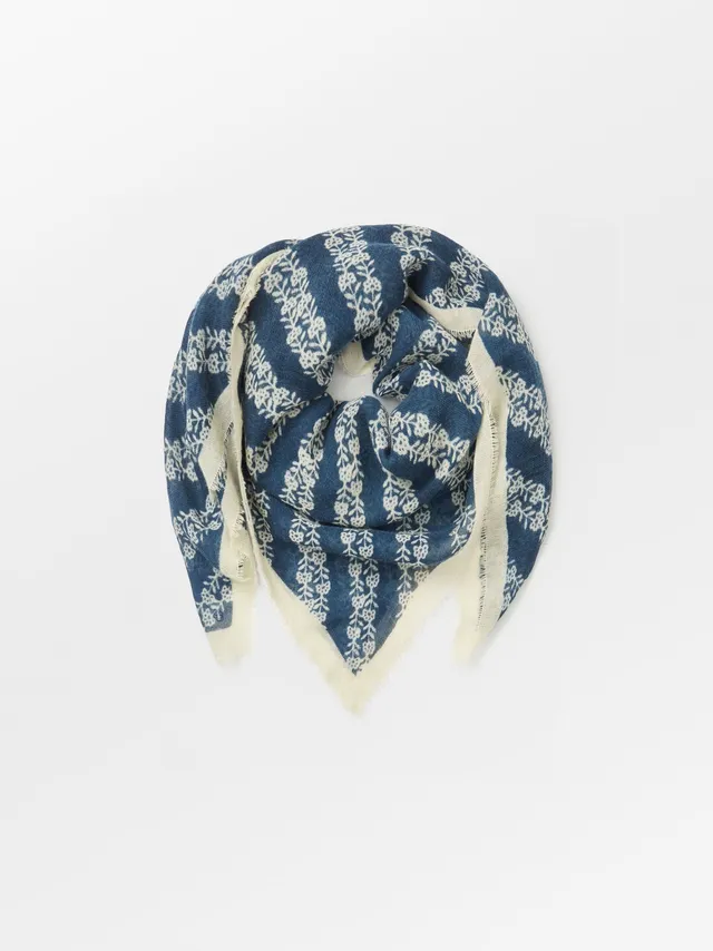 becks-ndergaard-bardot-siw-tuch-legion-blue-wolle-seide image 1