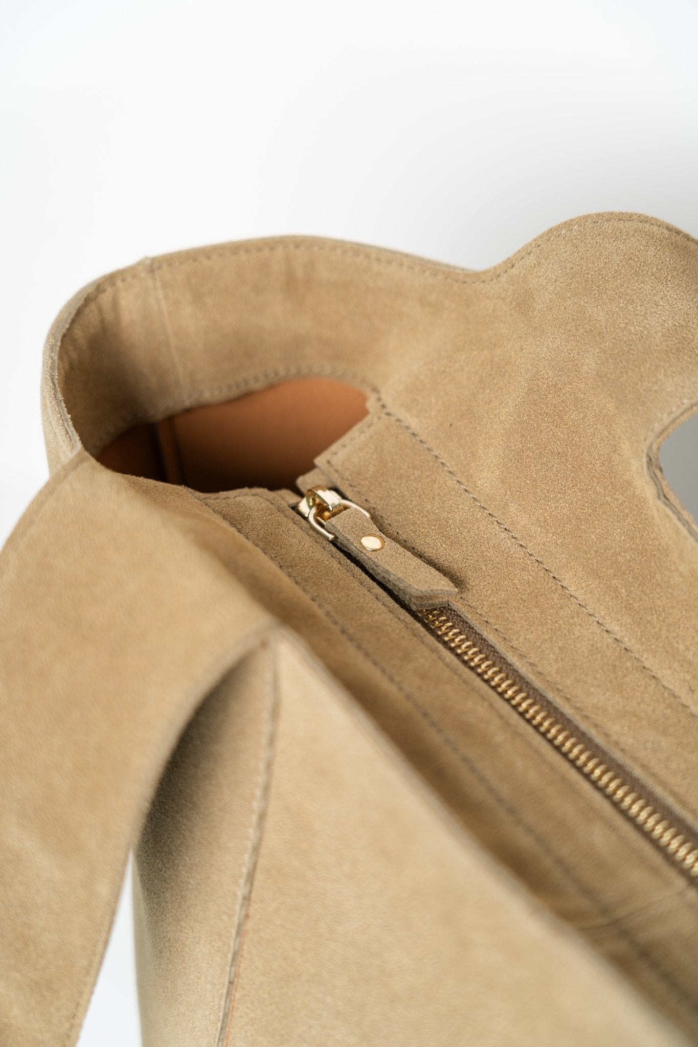 ann-kurz-carryall-shopper-recycled-suede-taupe-gross image 2