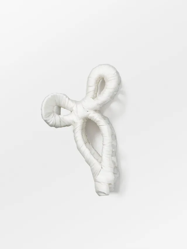 becks-ndergaard-luster-bowa-haarklammer-off-white image 1