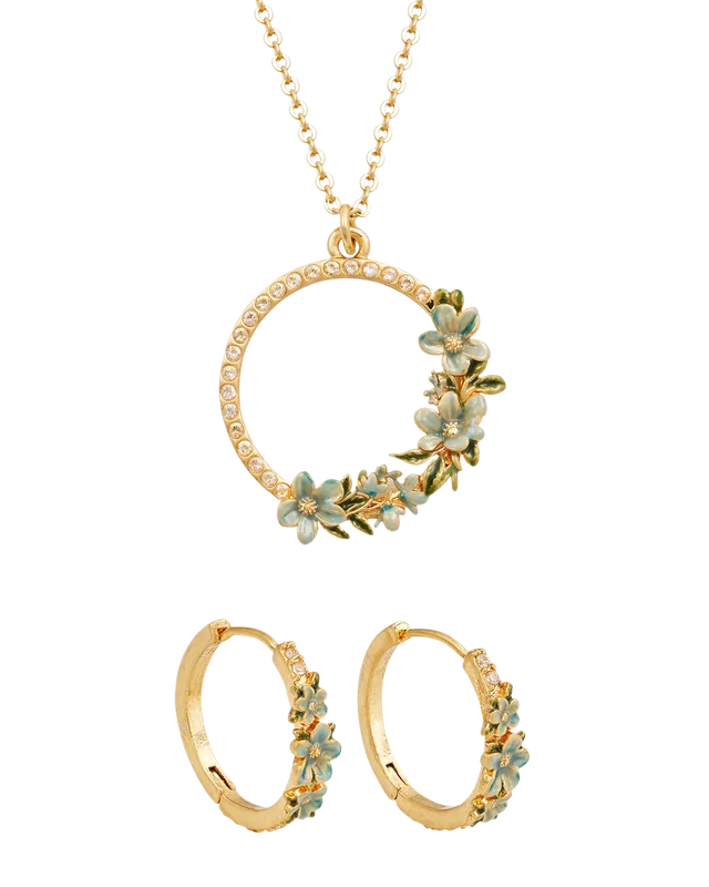 fable-england-floral-wreath-schmuckset-gold-blumen-kette-creolen image 1