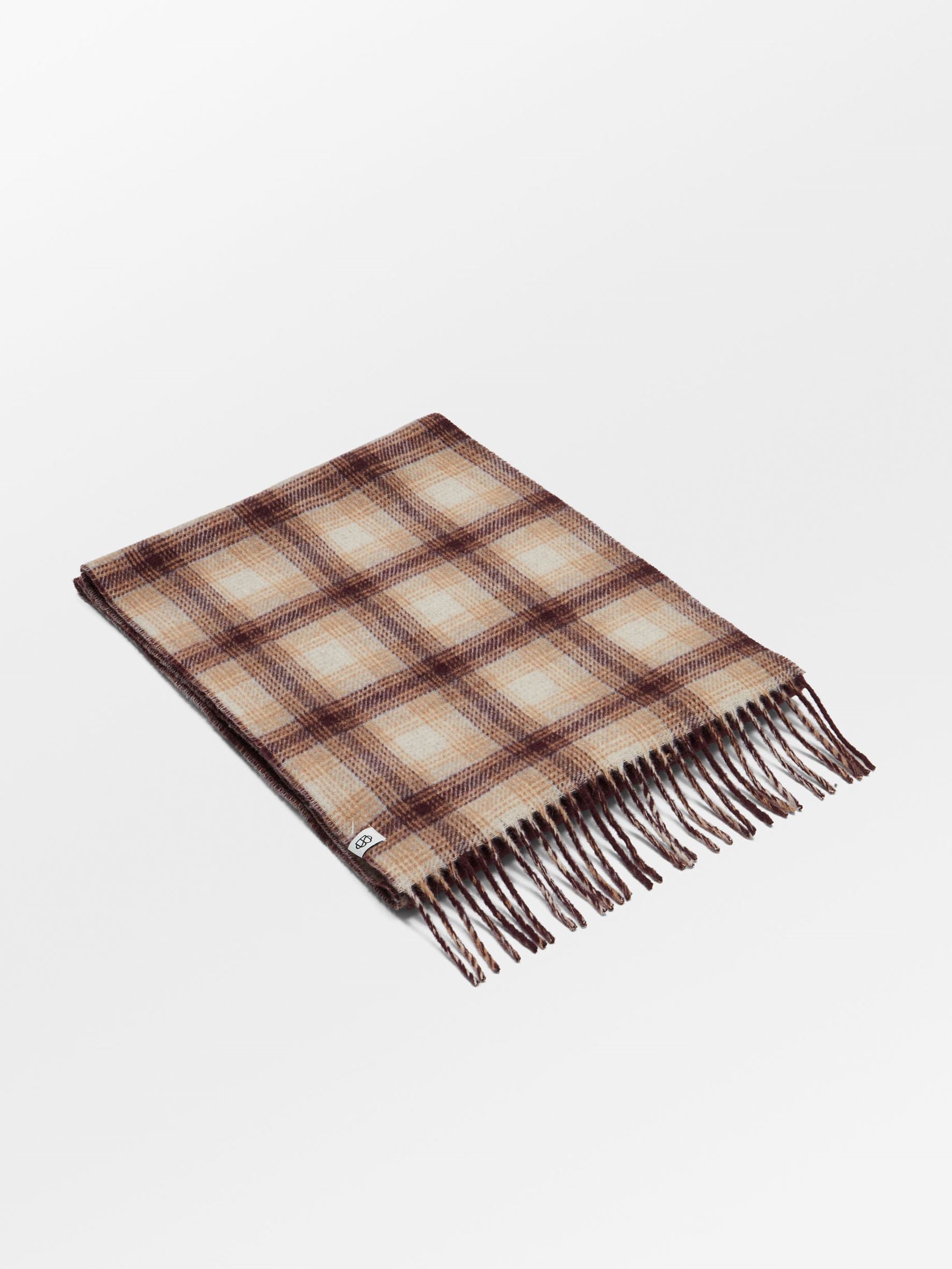 becks-ndergaard-elorenca-schal-wolle-burgundy-karo-37x220 image 2