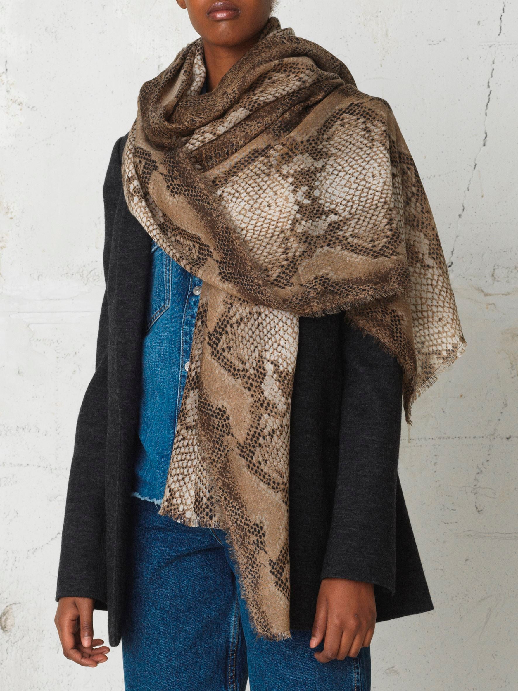becks-ndergaard-sigrid-snake-schal-mellow-yellow image 3