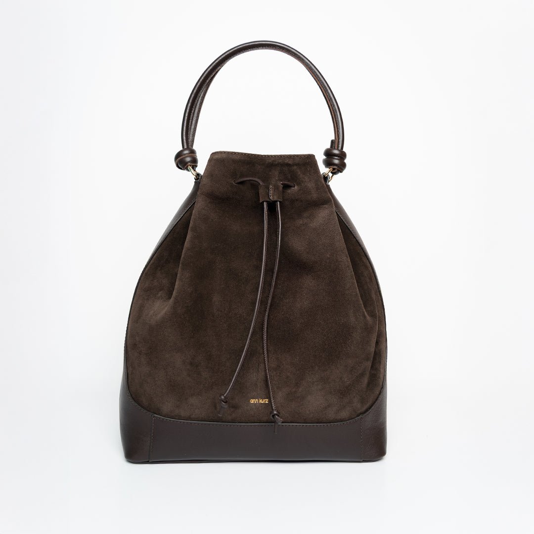 ann-kurz-saku-tall-beuteltasche-suede-mocha-rucksack-leder image 1