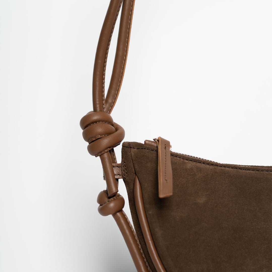ann-kurz-mini-half-moon-suede-fango-umh-ngetasche-wildleder image 5