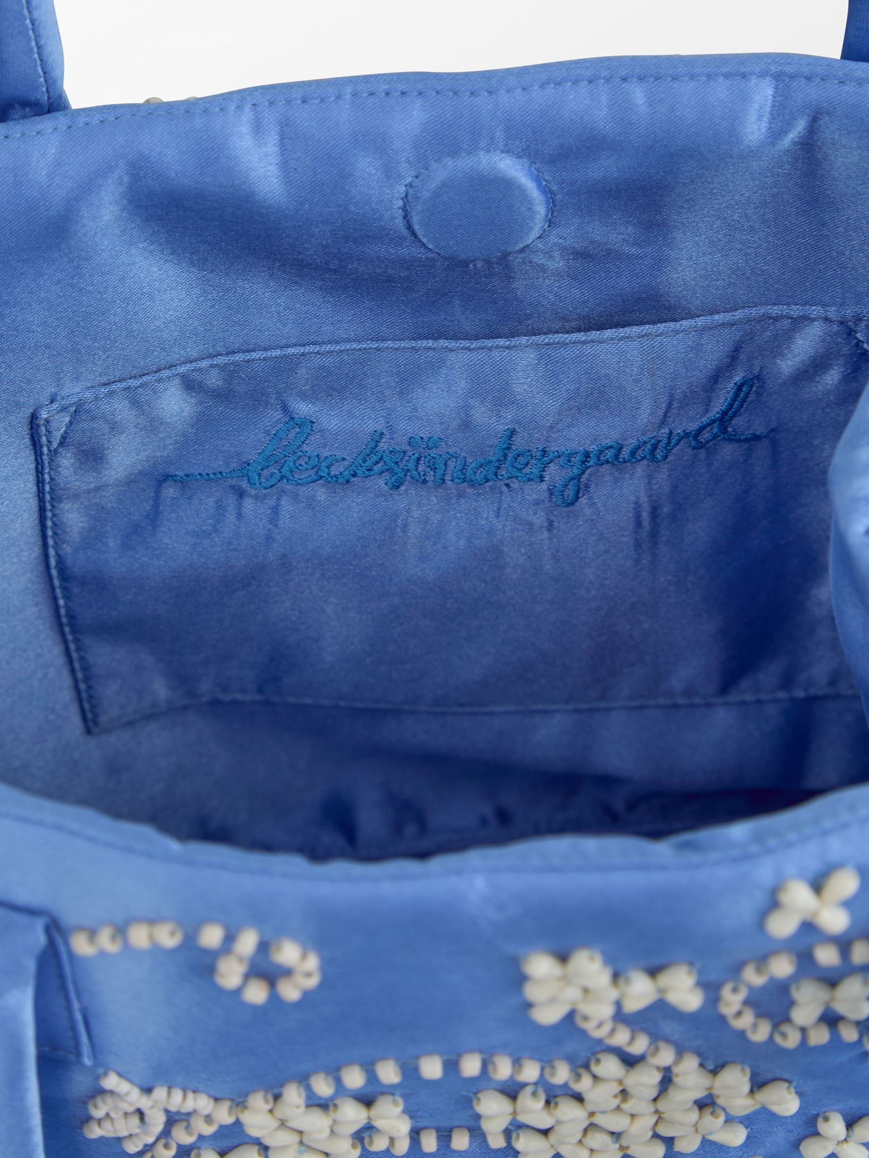 becks-ndergaard-anglaisia-fiona-bag-perlen-blau-18x20-cm image 2