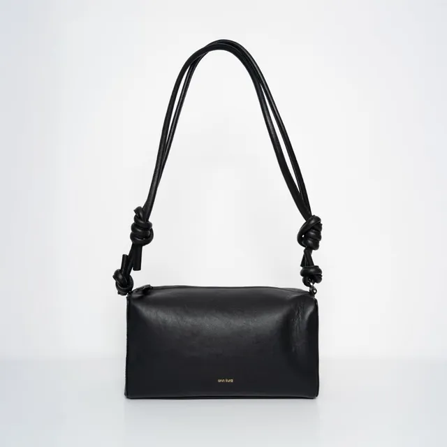 ann-kurz-long-square-schultertasche-nappa-schwarz-umh-nge image 1