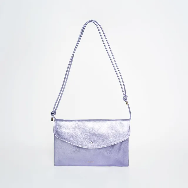 ann-kurz-cute-clutch-leder-metallic-lavanta-crossbody image 1