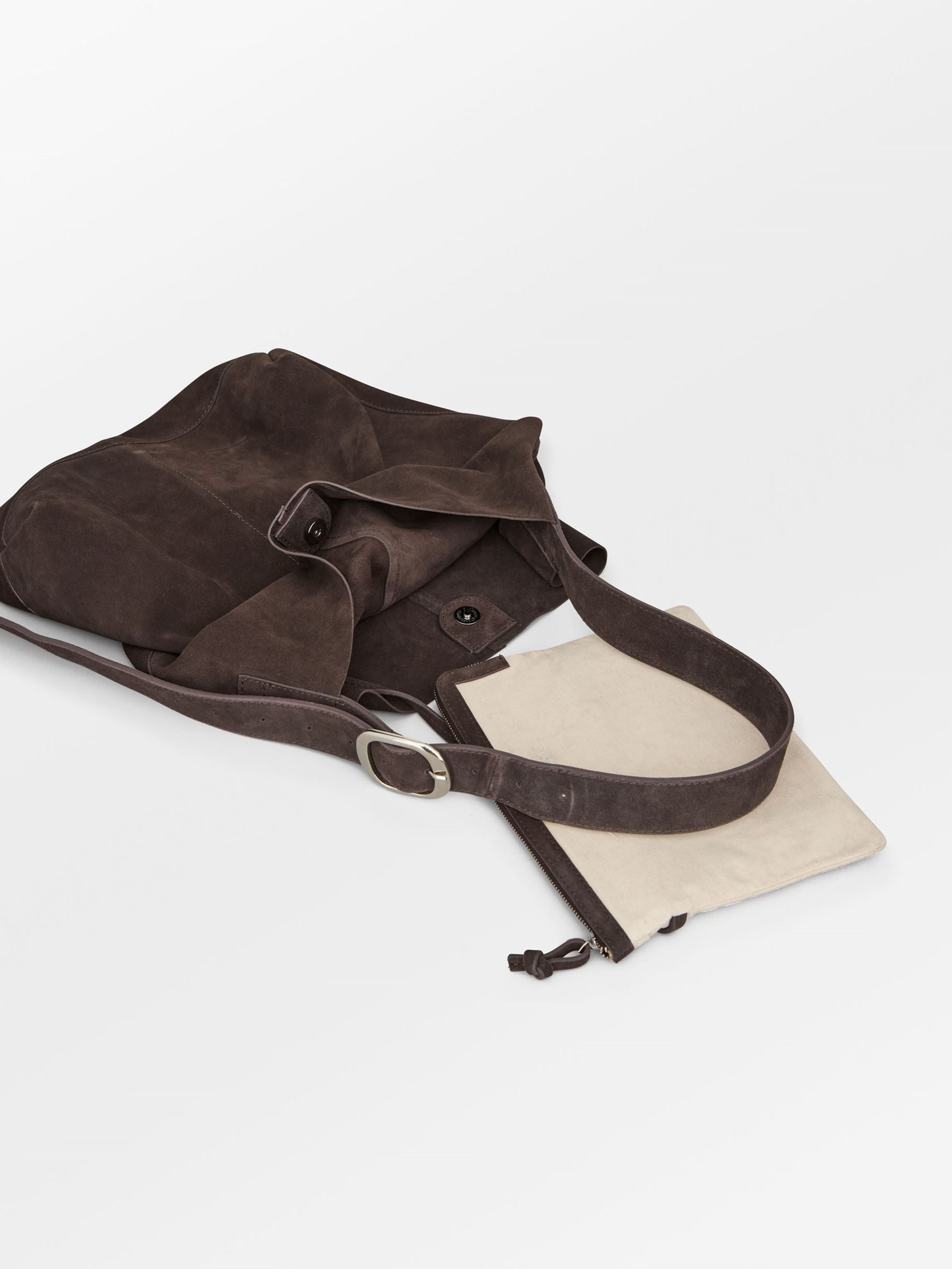 becks-ndergaard-mae-buckle-wildleder-tasche-chocolate-torte image 3
