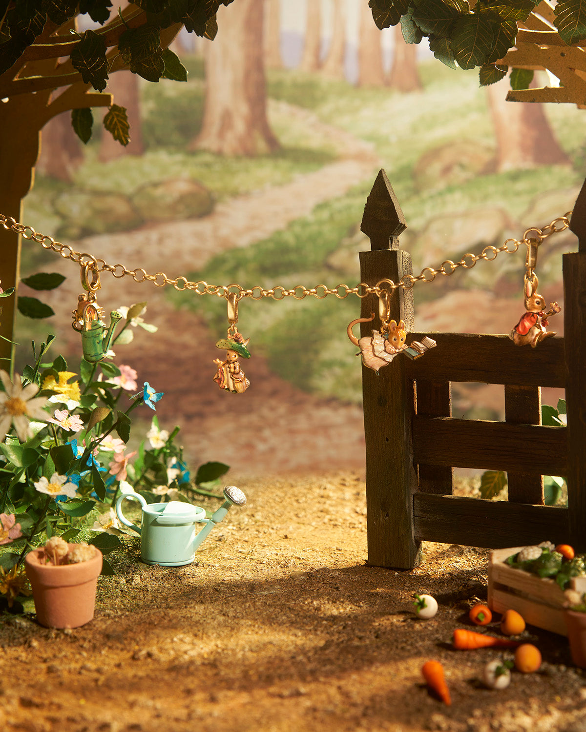 fable-england-x-peter-rabbit-charm-gie-kanne-gold-gr-n image 5
